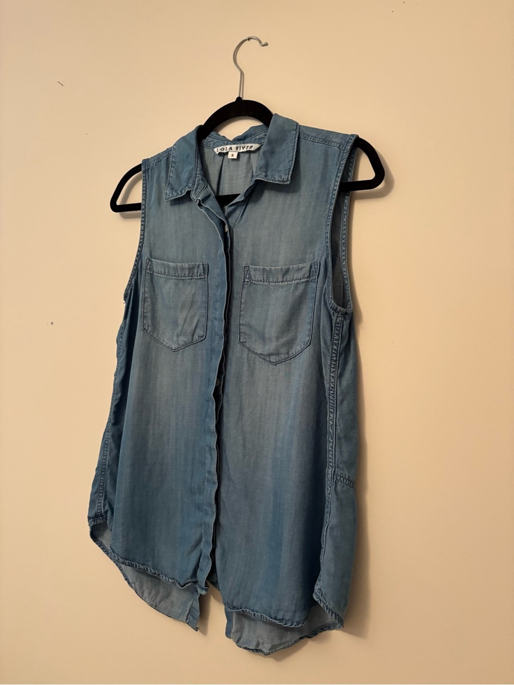 Lola River Lightweight Collared Button-Up Top Coastal Chic - Size Small - Picture 2 of 8